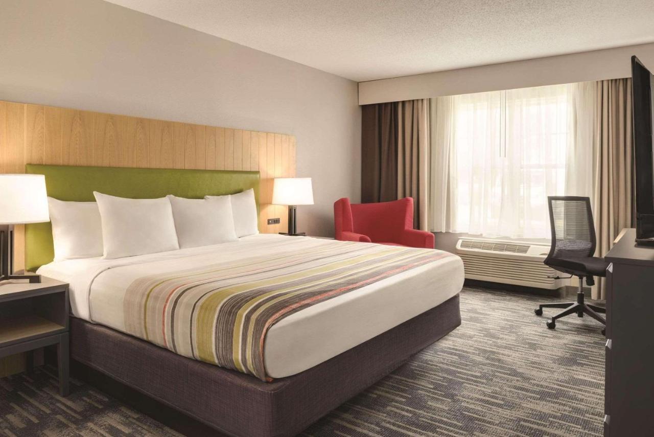 Hotel Country & By Radisson, Pella, Ia Pella